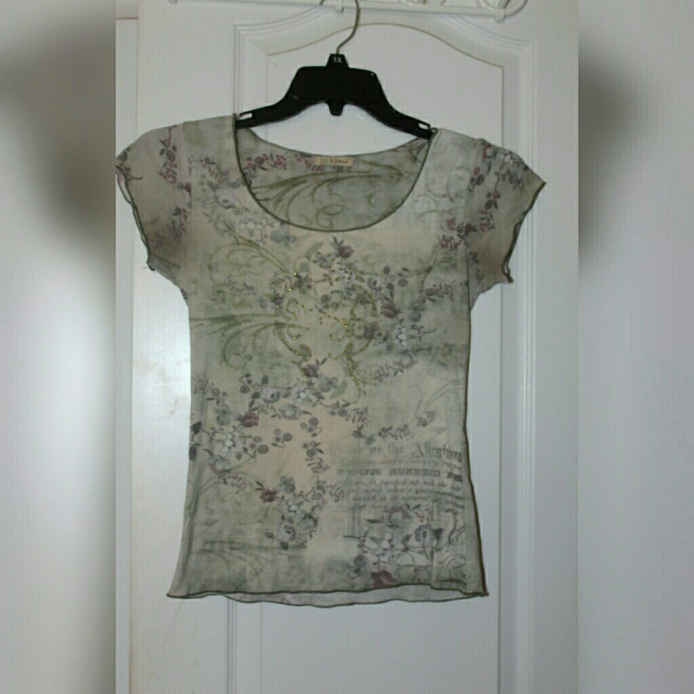 Tee